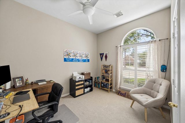 608 Brad Court, Webster, TX 77598