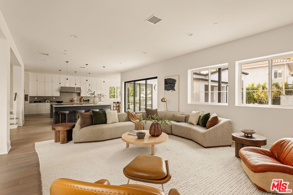 16805 Otsego Street, Encino, CA 91436 — photo 5