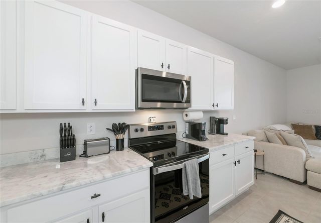 17645 CRESCENT MOON LOOP, Bradenton, FL 34211