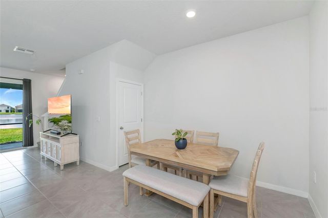 17645 CRESCENT MOON LOOP, Bradenton, FL 34211