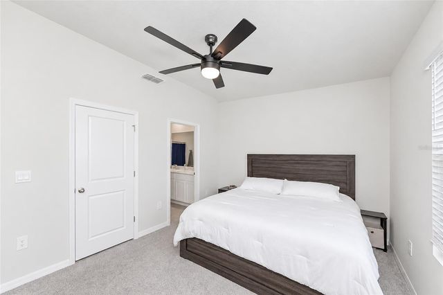 17645 CRESCENT MOON LOOP, Bradenton, FL 34211
