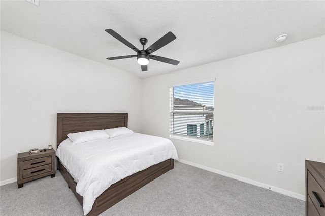 17645 CRESCENT MOON LOOP, Bradenton, FL 34211