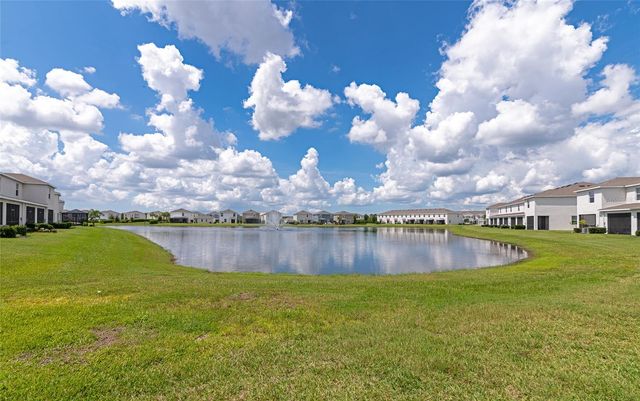 17645 CRESCENT MOON LOOP, Bradenton, FL 34211