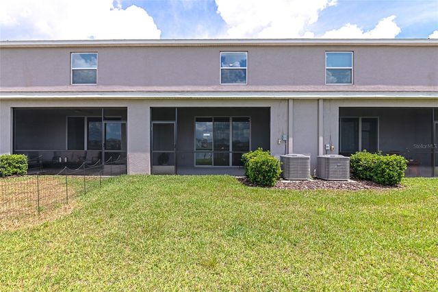 17645 CRESCENT MOON LOOP, Bradenton, FL 34211