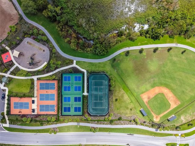 17645 CRESCENT MOON LOOP, Bradenton, FL 34211