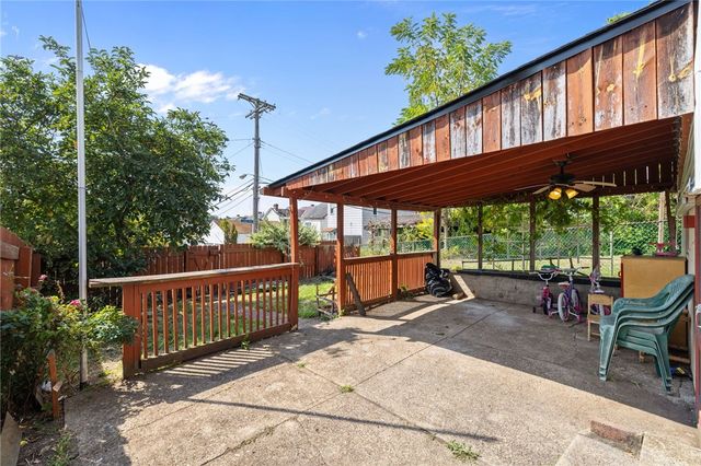 2312 Spring St, Arlington, PA 15210