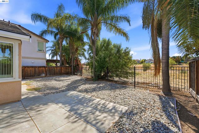 2706 Serene Ct, Brentwood, CA 94513