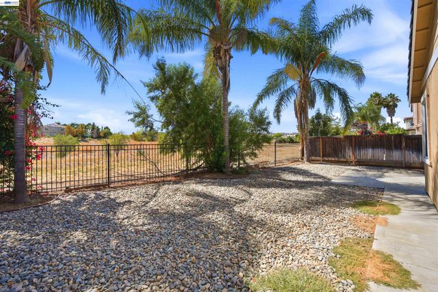 2706 Serene Ct, Brentwood, CA 94513