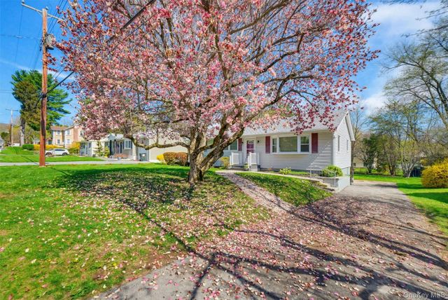 12 Reservoir Road, Highland, NY 12528