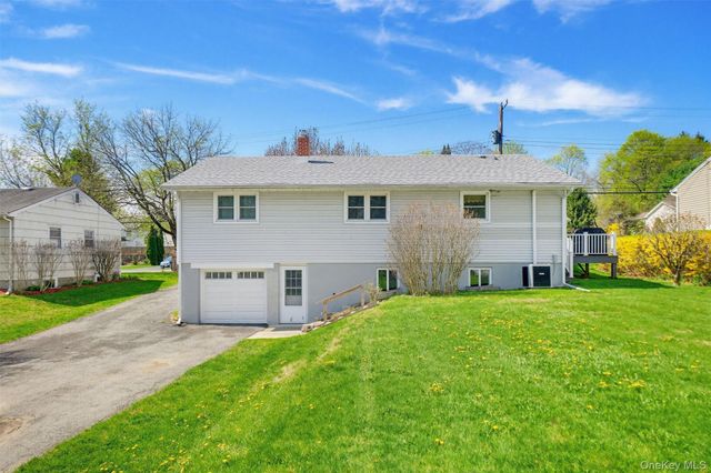 12 Reservoir Road, Highland, NY 12528