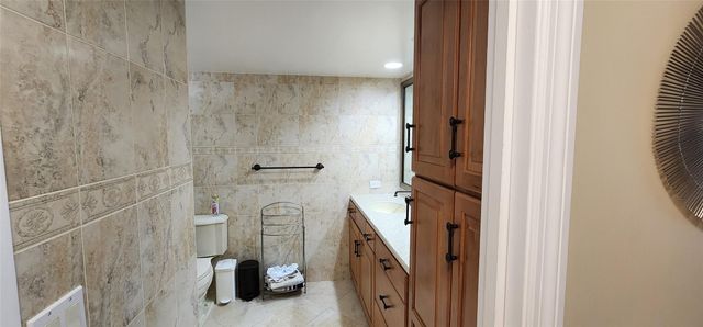 6371 La Costa Drive 104, Boca Raton, FL 33433