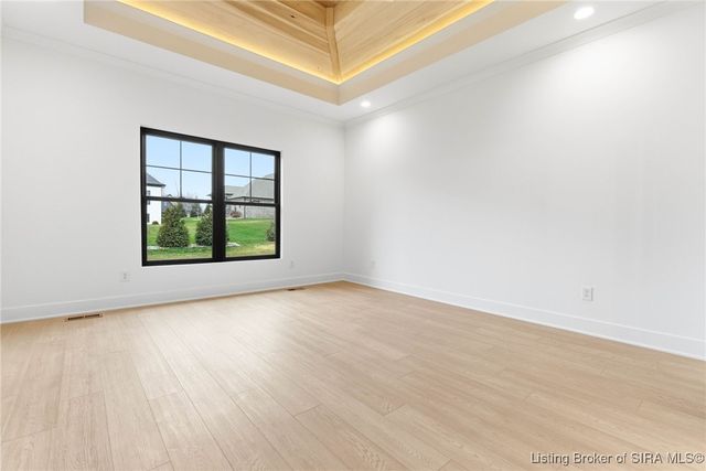 711 Lillian Way, Jeffersonville, IN 47130