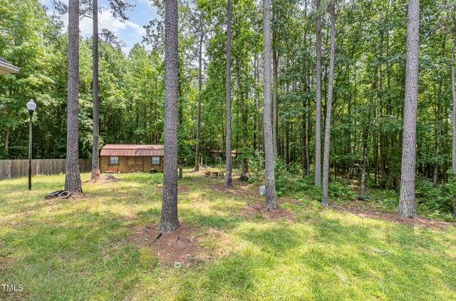 3304 Black Stallion Court, Zebulon, NC 27597