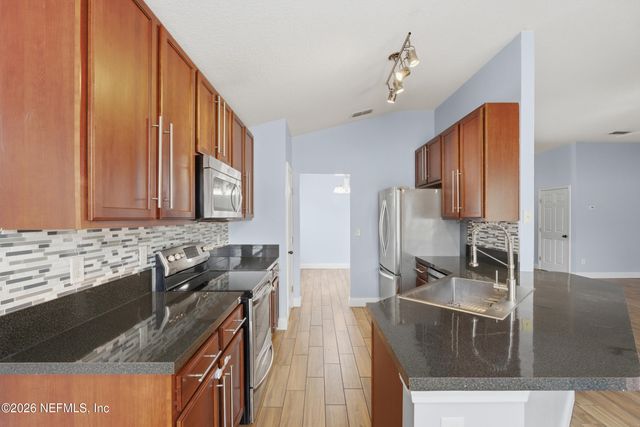 3255 Ginny Lake Drive, Middleburg, FL 32068