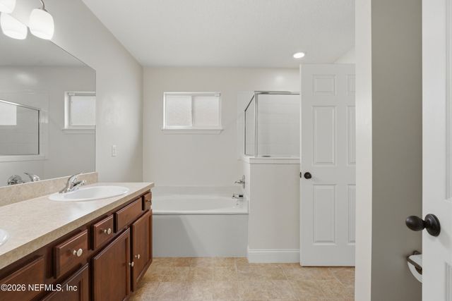 3255 Ginny Lake Drive, Middleburg, FL 32068