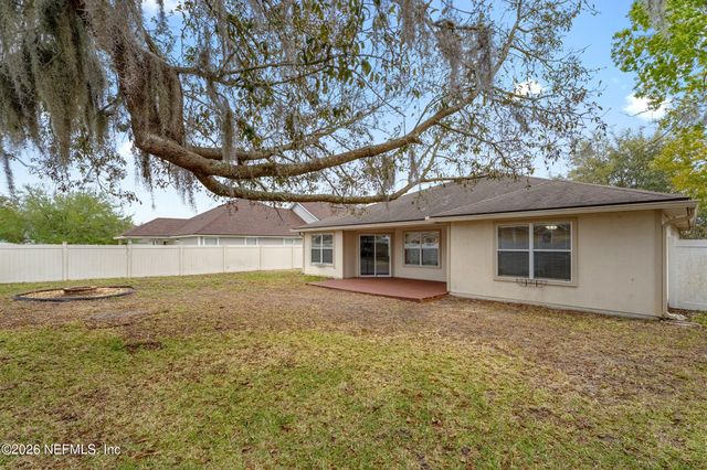 3255 Ginny Lake Drive, Middleburg, FL 32068