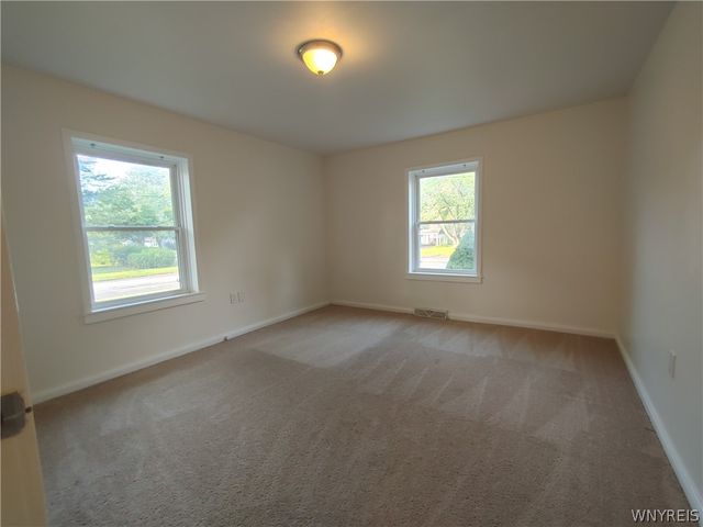 375 Beattie Avenue, Lockport City, NY 14094