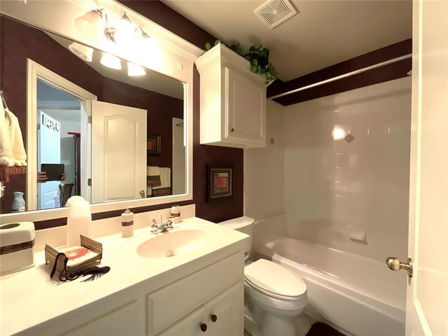3805 Harrogate Drive, Norman, OK 73072