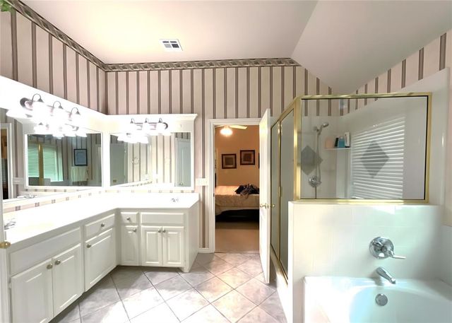3805 Harrogate Drive, Norman, OK 73072
