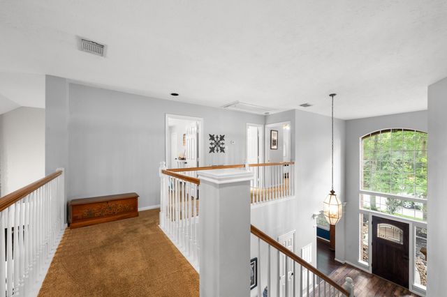 59 N Bluff Creek Circle, The Woodlands, TX 77382