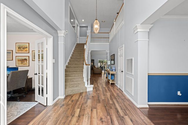 59 N Bluff Creek Circle, The Woodlands, TX 77382