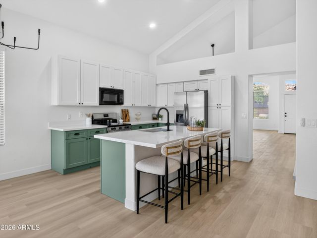 21914 N 74TH Lane, Glendale, AZ 85310