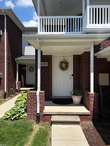 6989 Boulder Pointe Drive, Washington Twp, MI 48094