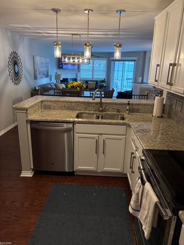 6989 Boulder Pointe Drive, Washington Twp, MI 48094