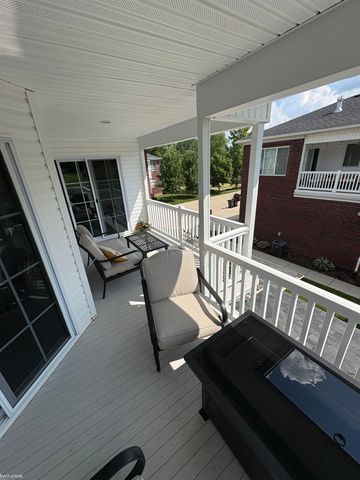 6989 Boulder Pointe Drive, Washington Twp, MI 48094