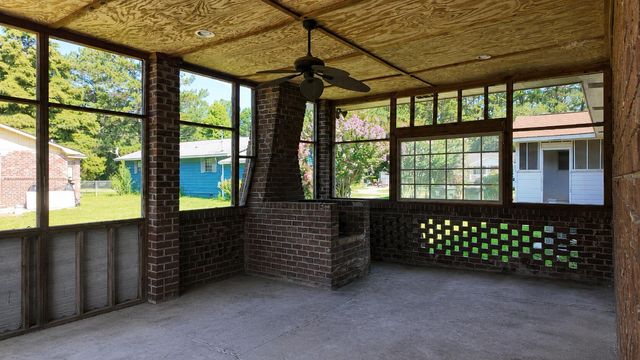 463 Old Moncks Corner, Goose Creek, SC 29445
