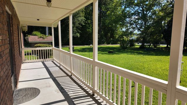 463 Old Moncks Corner, Goose Creek, SC 29445