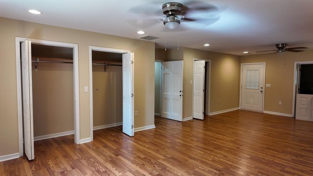 463 Old Moncks Corner, Goose Creek, SC 29445
