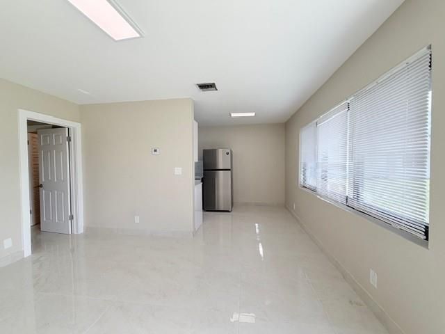 53 NE 16th Place, Fort Lauderdale, FL 33305