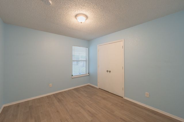 10212 Brea Canyon Road, Fort Worth, TX 76108