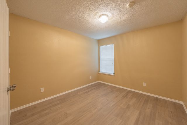 10212 Brea Canyon Road, Fort Worth, TX 76108