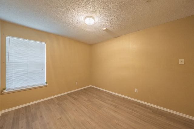 10212 Brea Canyon Road, Fort Worth, TX 76108