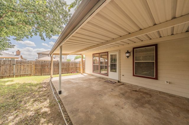 10212 Brea Canyon Road, Fort Worth, TX 76108