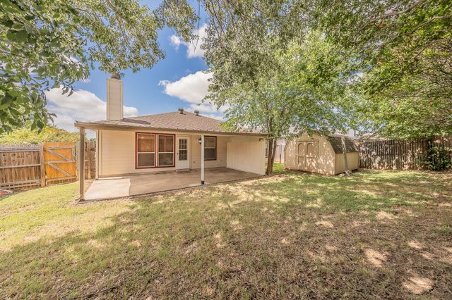 10212 Brea Canyon Road, Fort Worth, TX 76108