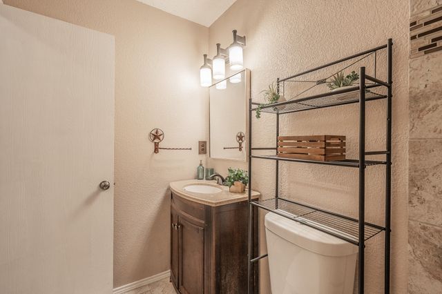 10212 Brea Canyon Road, Fort Worth, TX 76108