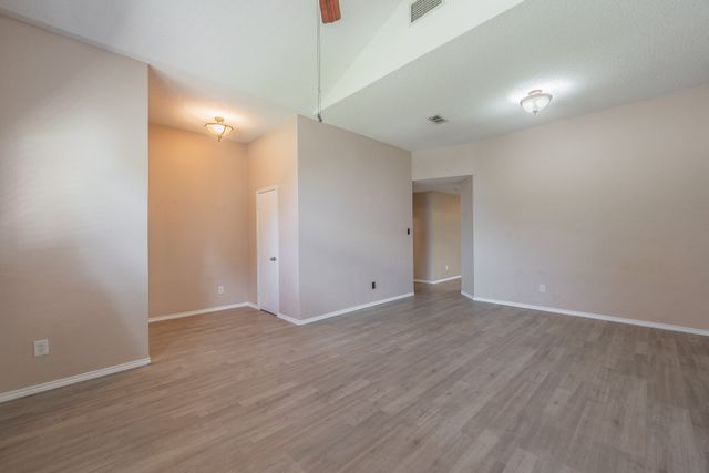 10212 Brea Canyon Road, Fort Worth, TX 76108