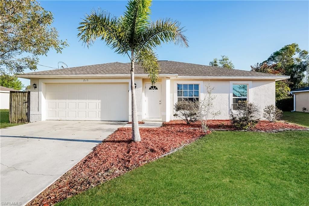 215 Manasota ST, FORT MYERS, FL 33913 — exterior