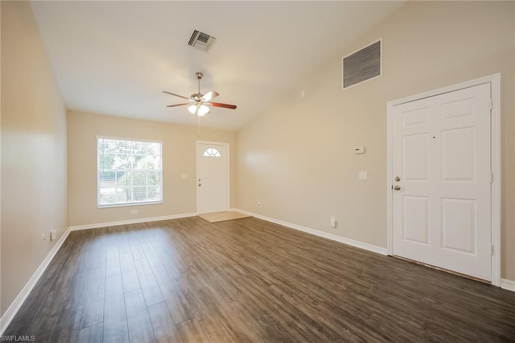 215 Manasota ST, FORT MYERS, FL 33913 — photo 2