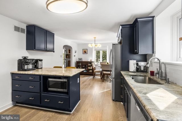 516 BERKLEY RD, Narberth, PA 19072