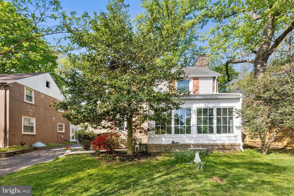 516 BERKLEY RD, Narberth, PA 19072