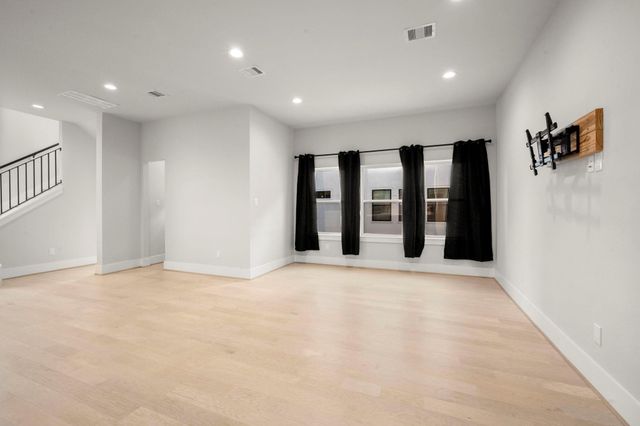 834 Fisher Street A, Houston, TX 77018