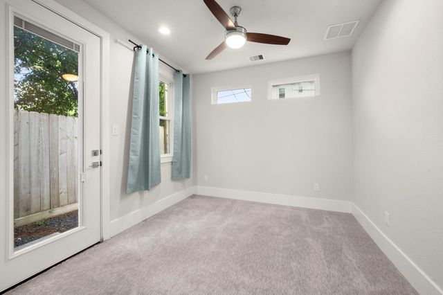 834 Fisher Street A, Houston, TX 77018