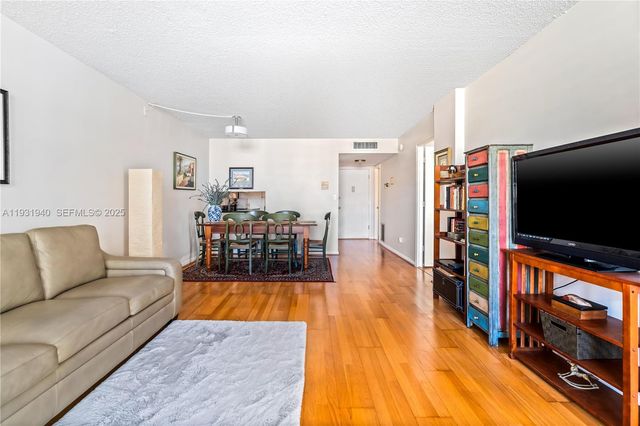 1849 S Ocean Dr 803, Hallandale Beach, FL 33009