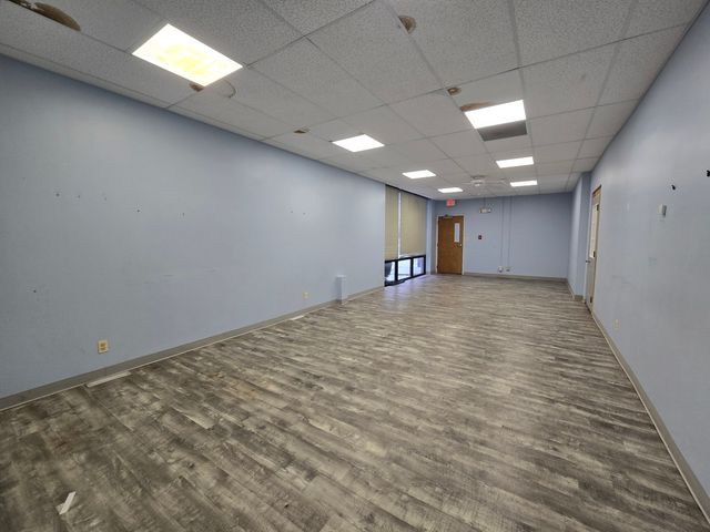 2201 Glenwood Avenue 101, Joliet, IL 60435