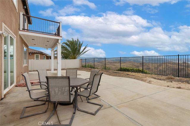 16562 Village Meadow, Riverside, CA 92503