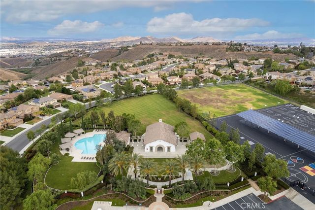 16562 Village Meadow, Riverside, CA 92503